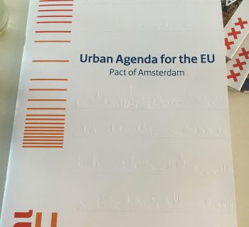 Wat is het EU ‘Pact of Amsterdam’ – en wat hebben steden eraan?